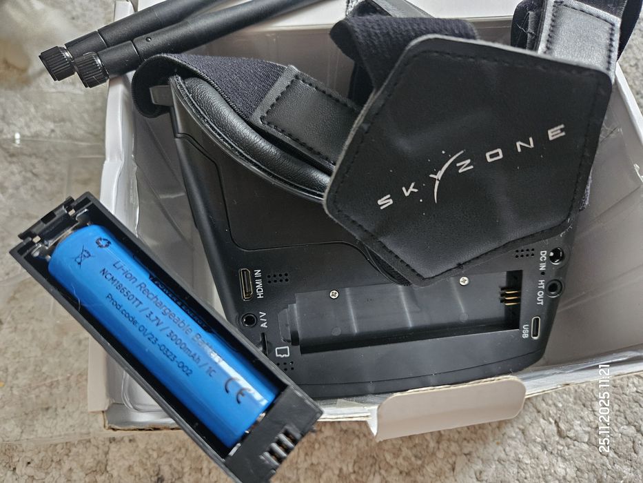 Skyzone Cobra X V2 SteadyView fpv шолом окуляри 5.8