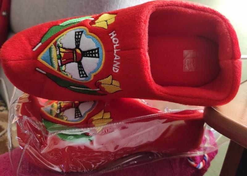Kapcie damskie roz 36-38
38·Nowy bez metki