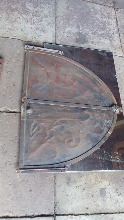 Drzwiczki  kominkowe,kute.