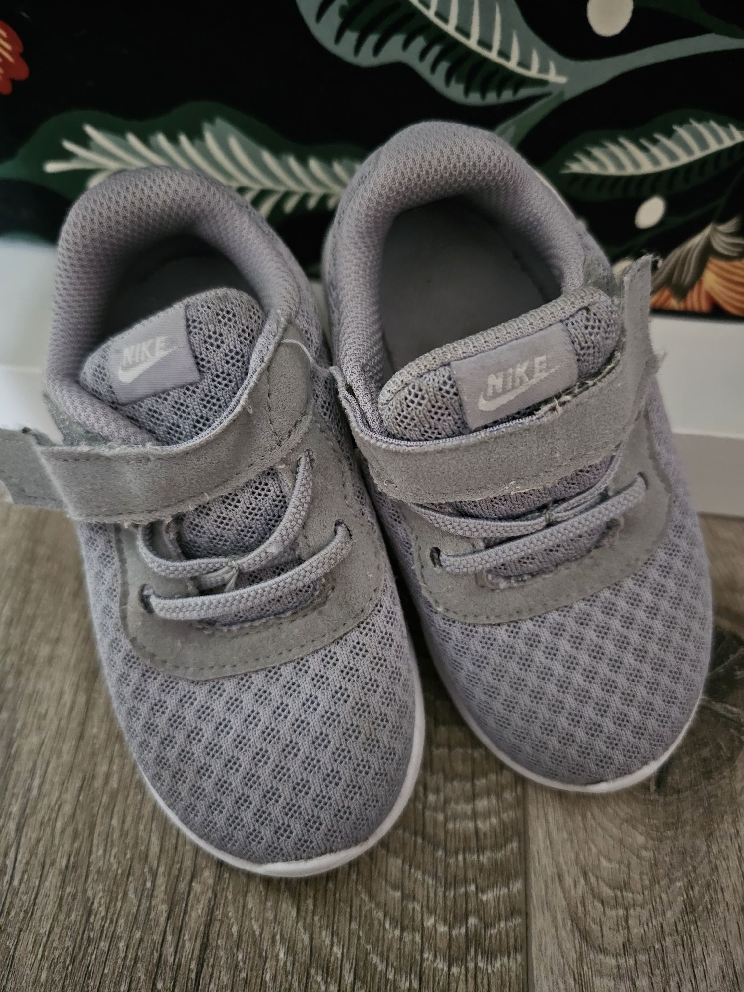 Buty dziecięce Nike roz 23,5