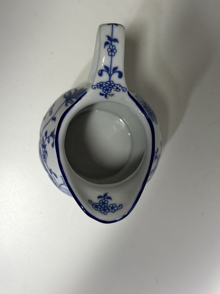 Porcelanowa sosjerka Krzysztof