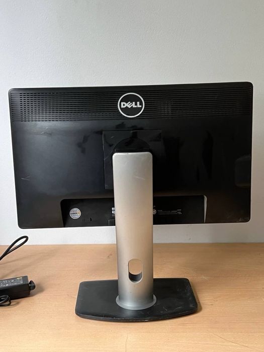 Монітор Dell / 22” / Full HD / IPS / 60 Гц