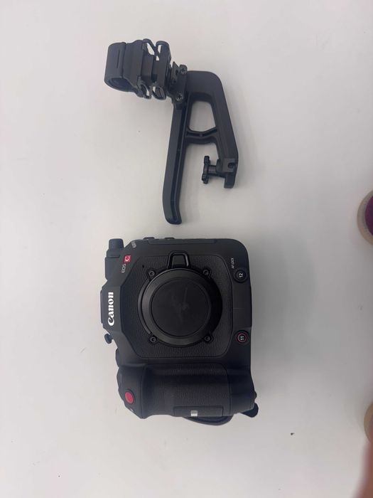 Câmera Canon EOS C80