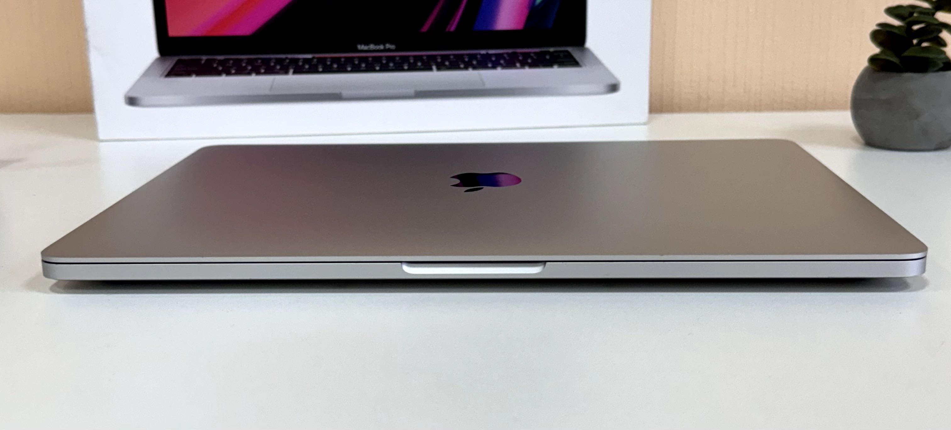 Apple Macbook Pro 13” Silver Late 2020 (MYDA2)