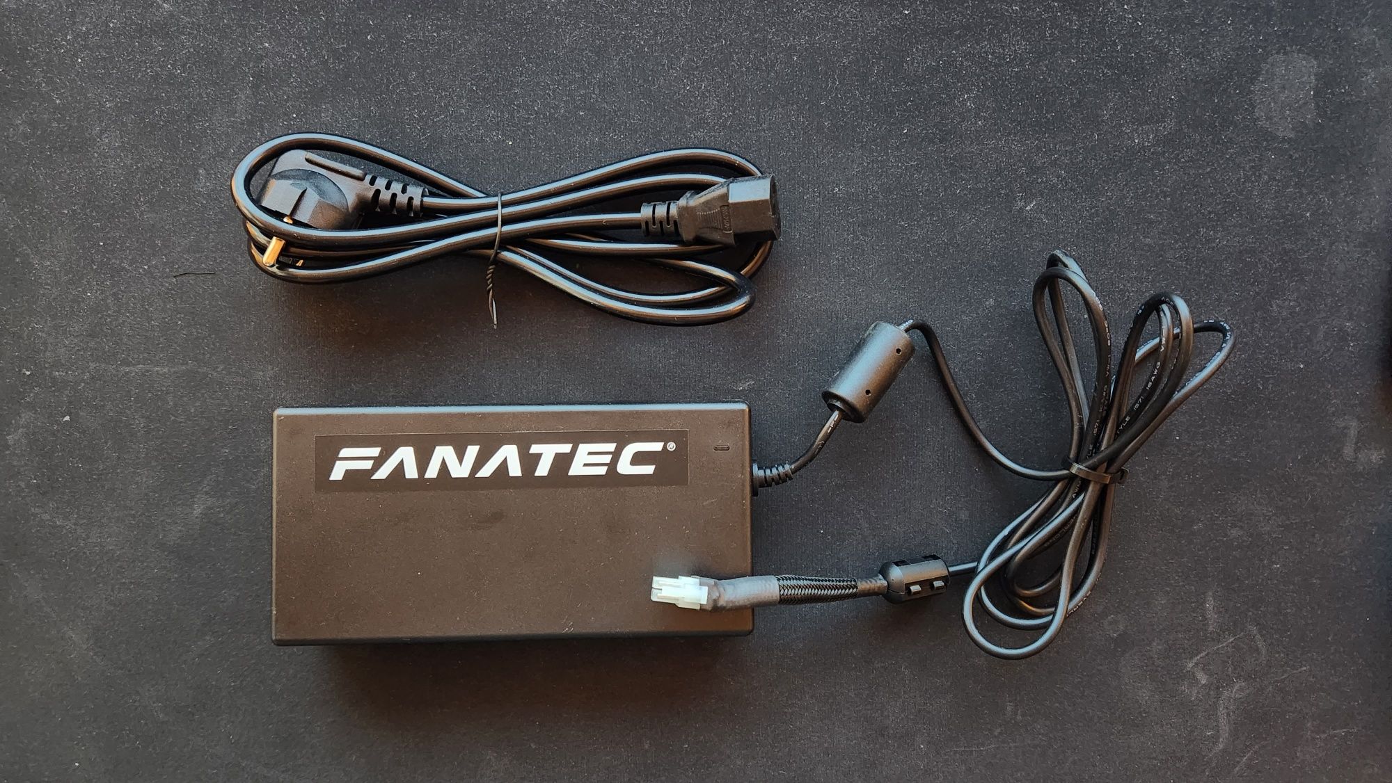 Fanatec CSL DD (PRO) 8nm 180W Boost Kit
Aktywuje 8 Nm w Fanatec CSL DD