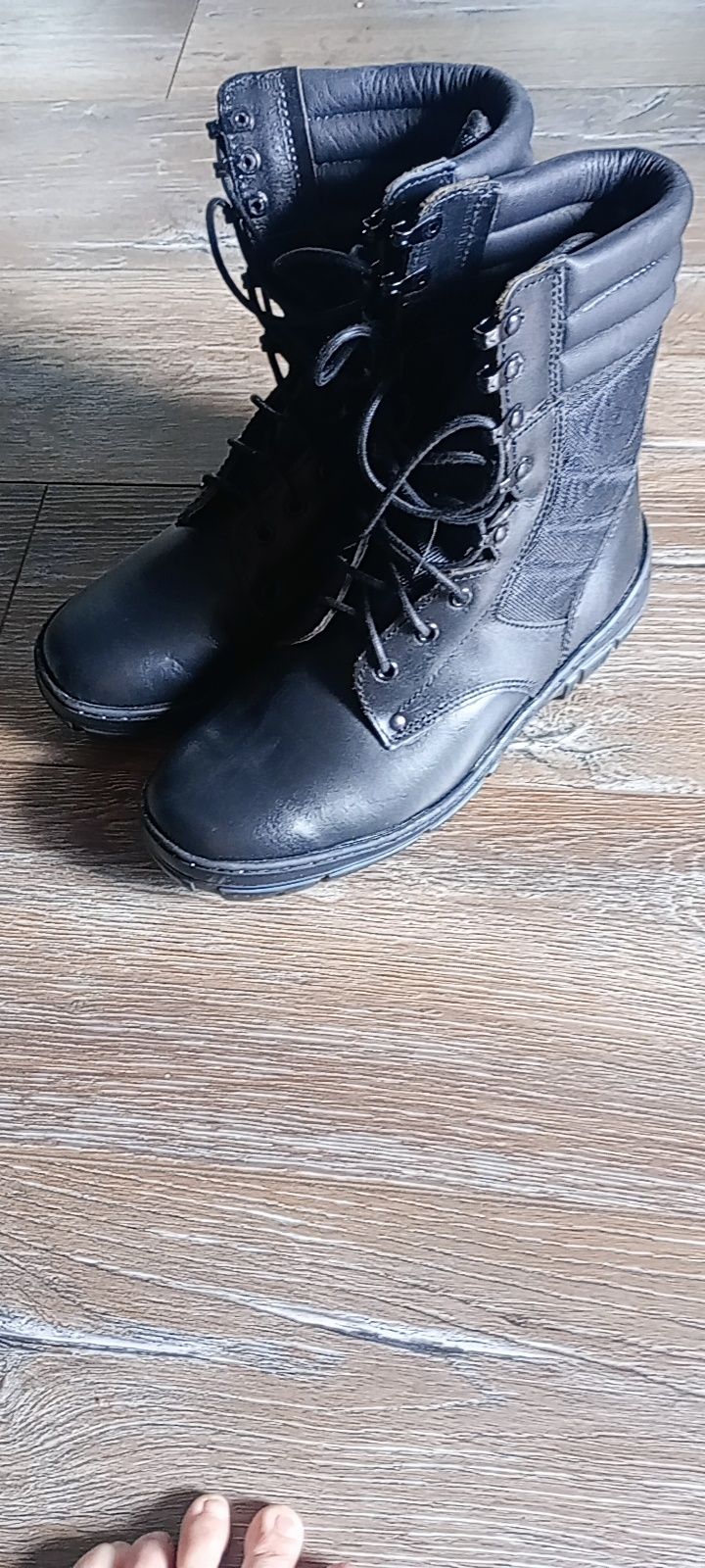 Buty militarne rozmiar 42