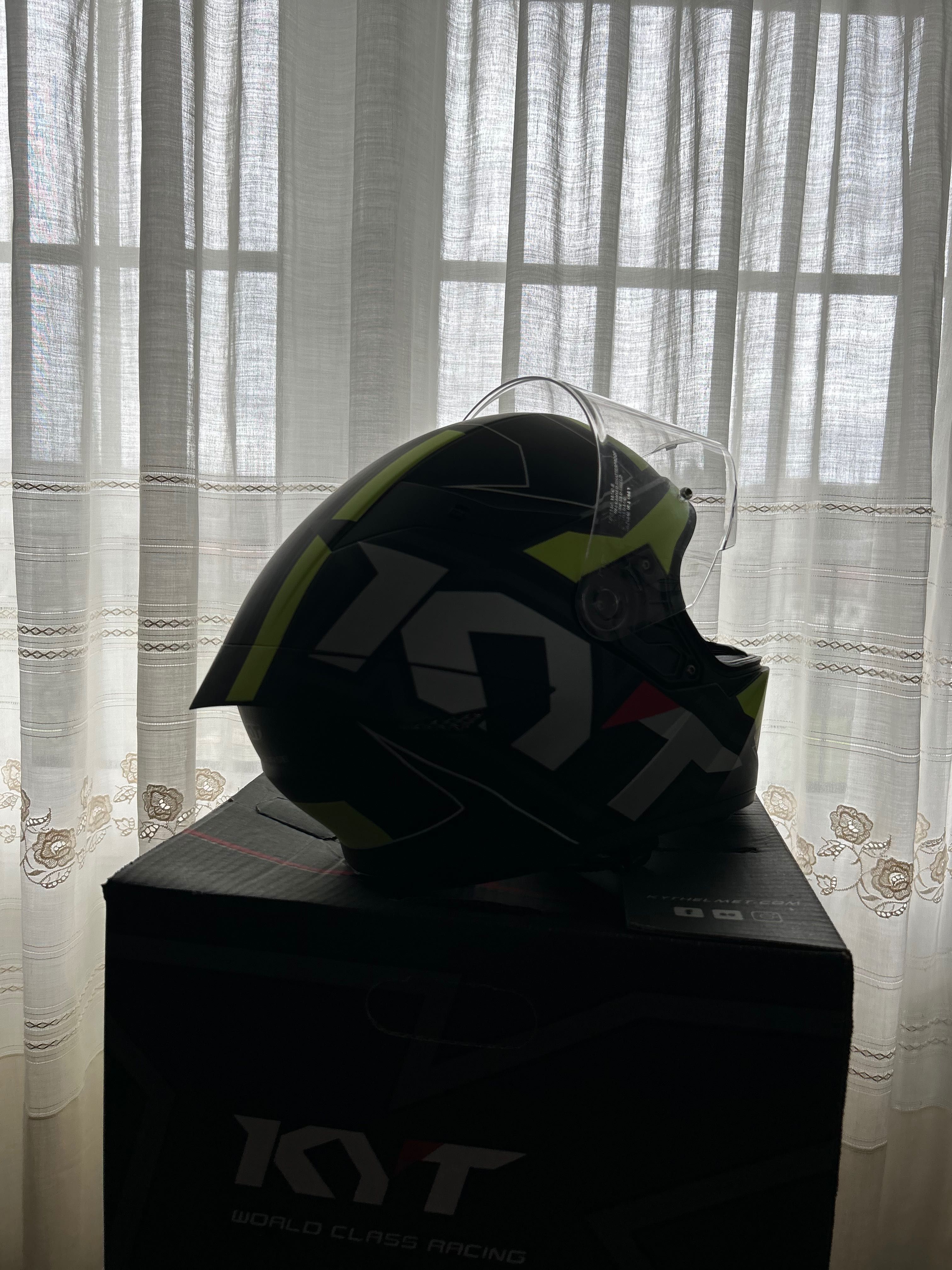 Capacete KYT- Tamanho M