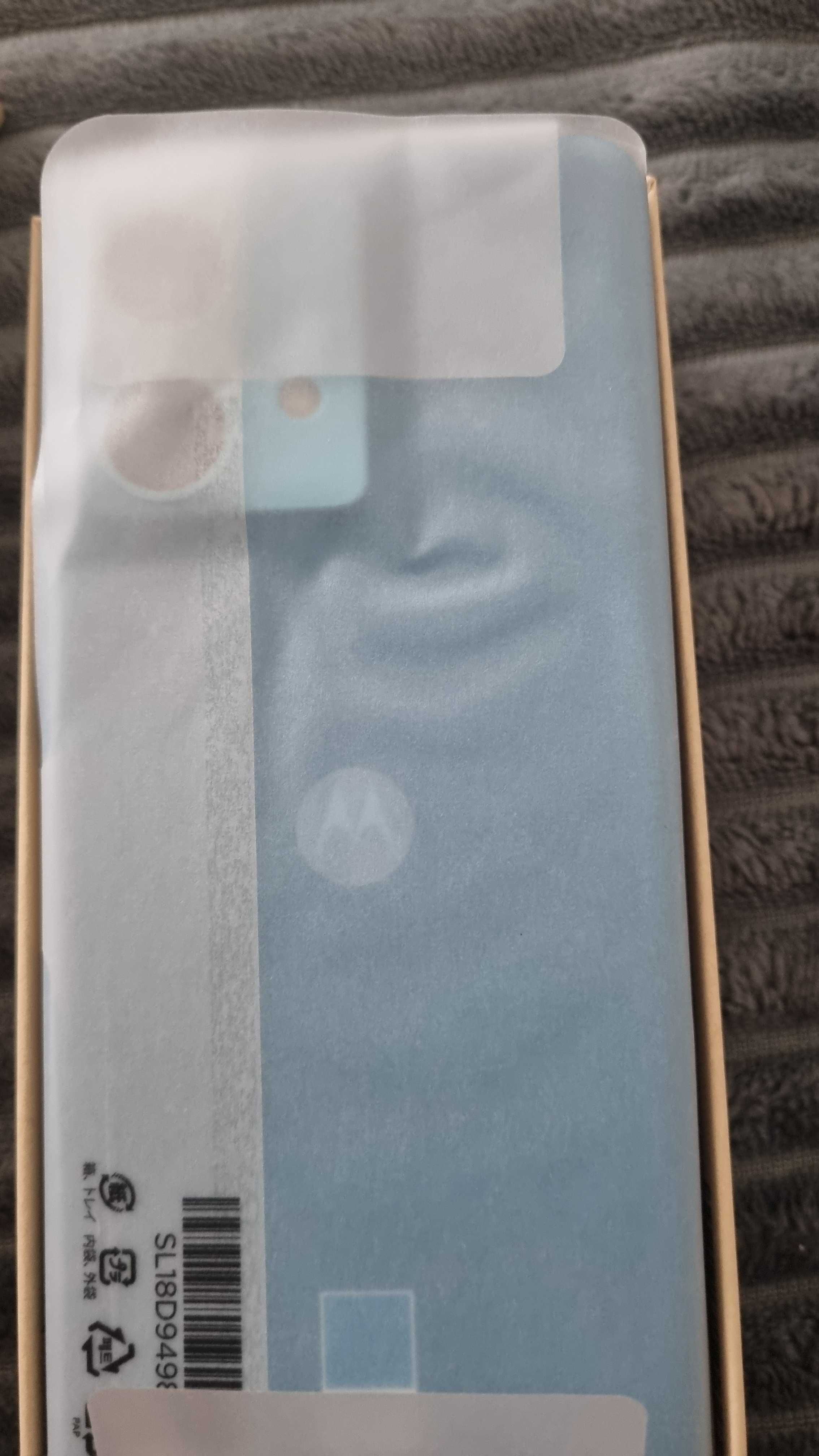 Nowa Motorola Edge 40 Neo niebieska