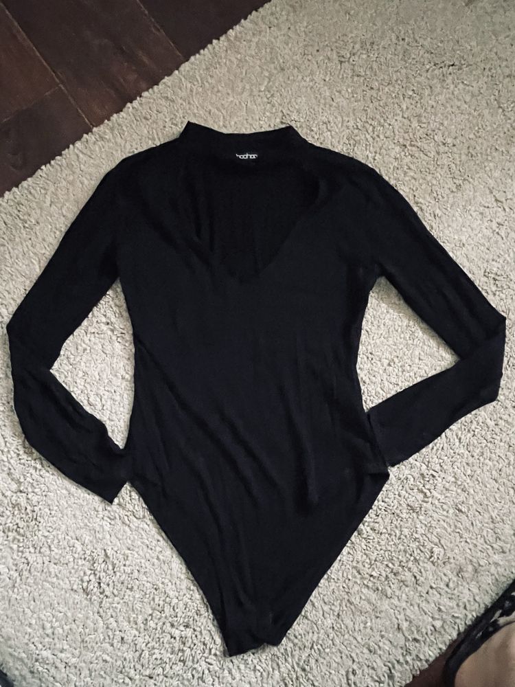 Боди черный с чокером Boohoo