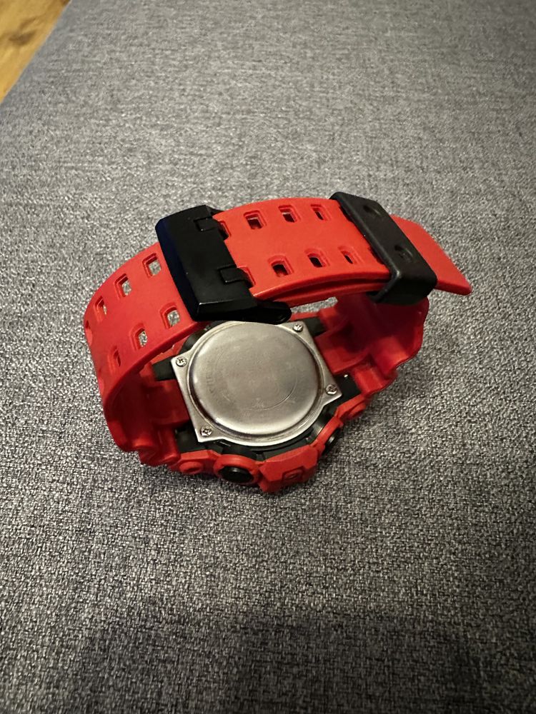 Zegarek g-shock GA 700