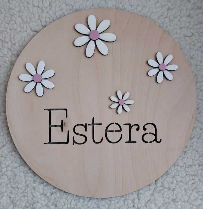 Drewniana tabliczka z imieniem dziecka dekoracja