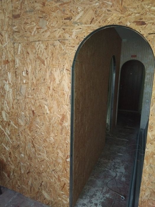 Продається кімната в гуртожитку.