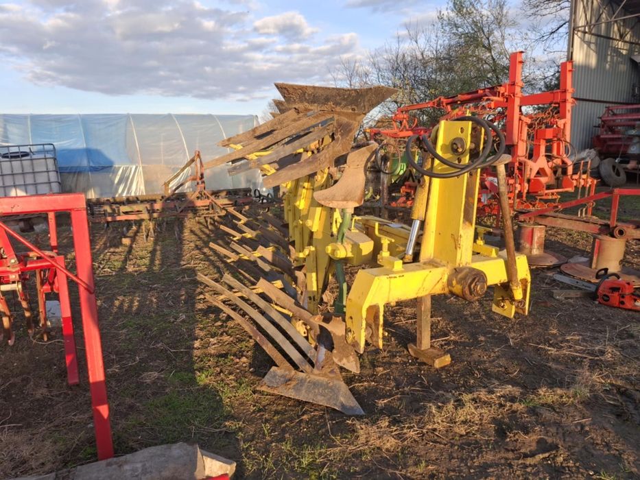 Pług obrotowy 4 skibowy Widder