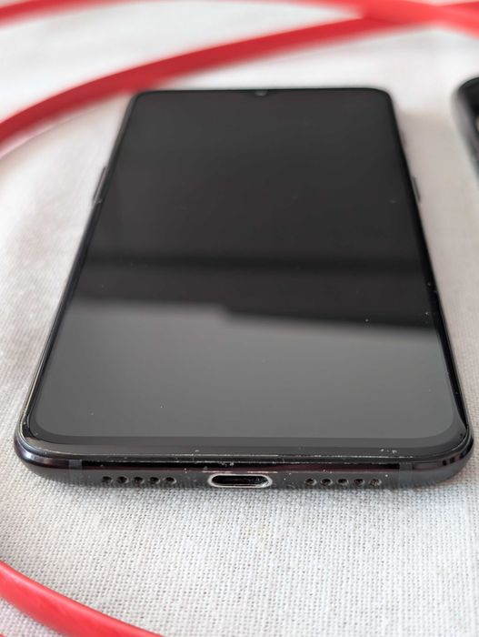 Smartfon OnePlus 6T Android 15! 8GB RAM 128GB ROM, 100% sprawny.