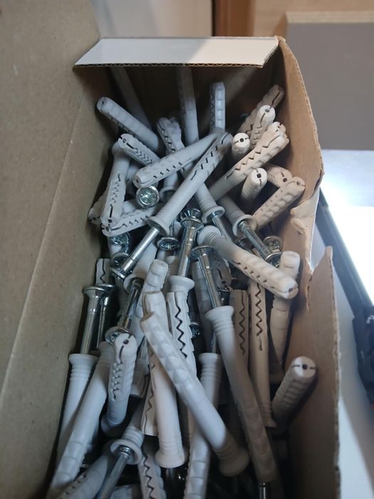 Stalco 8x60 100szt kołki rozporowe do szybkiego montażu