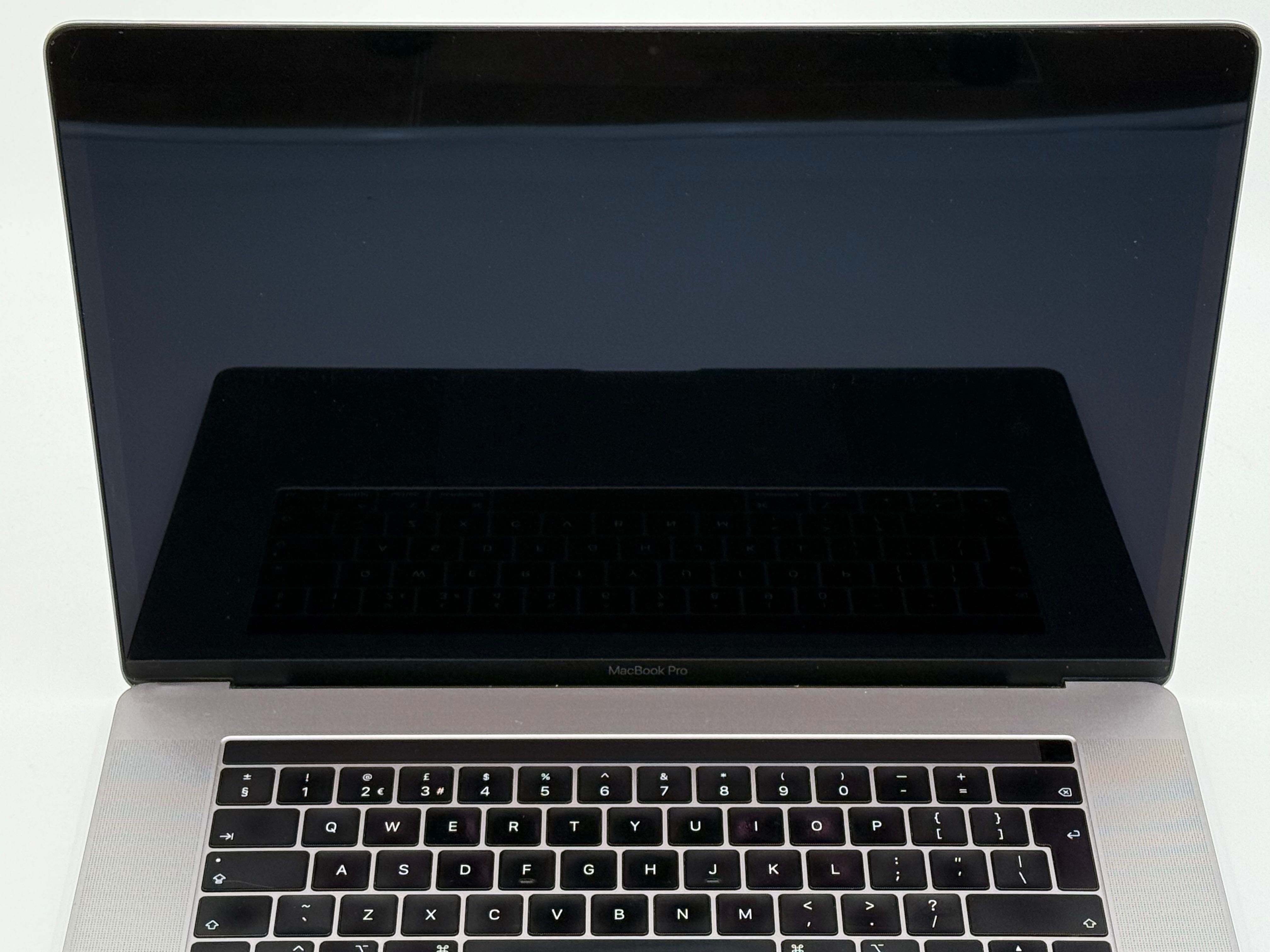Laptop Apple Macbook Pro 15 2018 i7 16GB 512GB PRO560X A1990