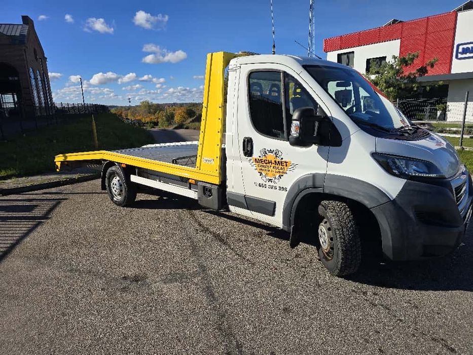 Sprzedam autolawetę z wyciagarką 6t, bardzo dobry stan, zadbana