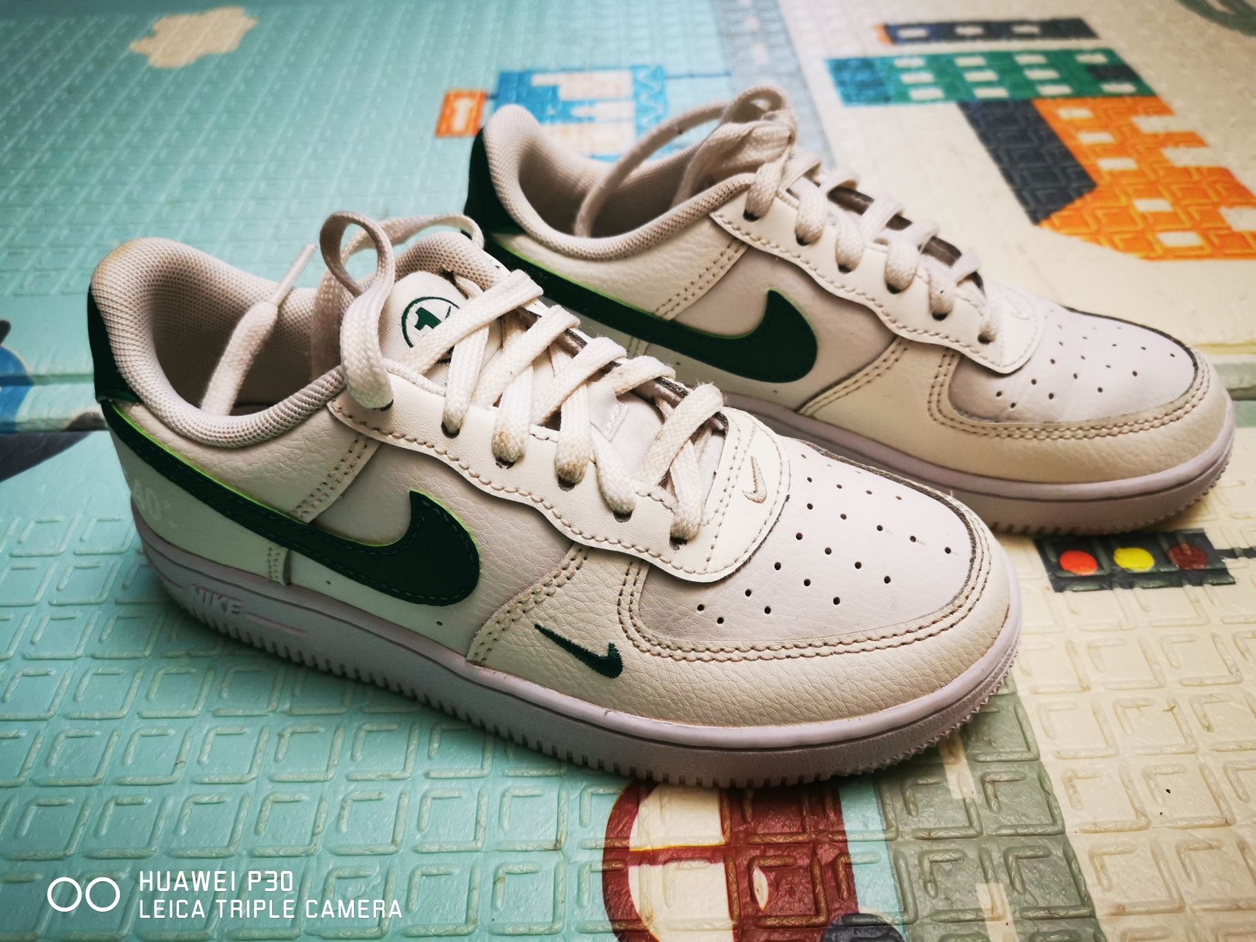 Кроссовки Nike, лимитированная серия, размер 31,5 евро