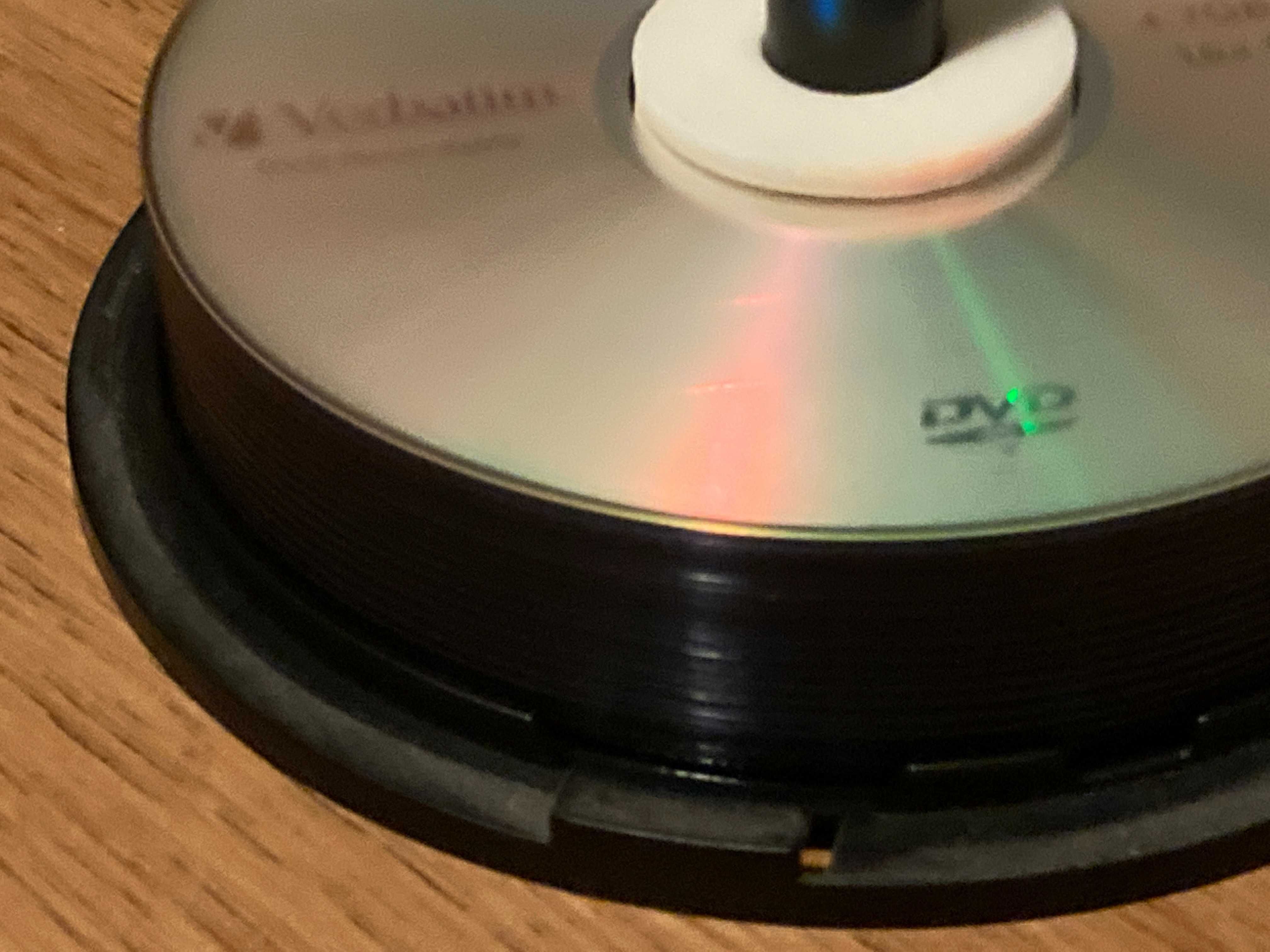 15 DVDs Verbatim para gravar