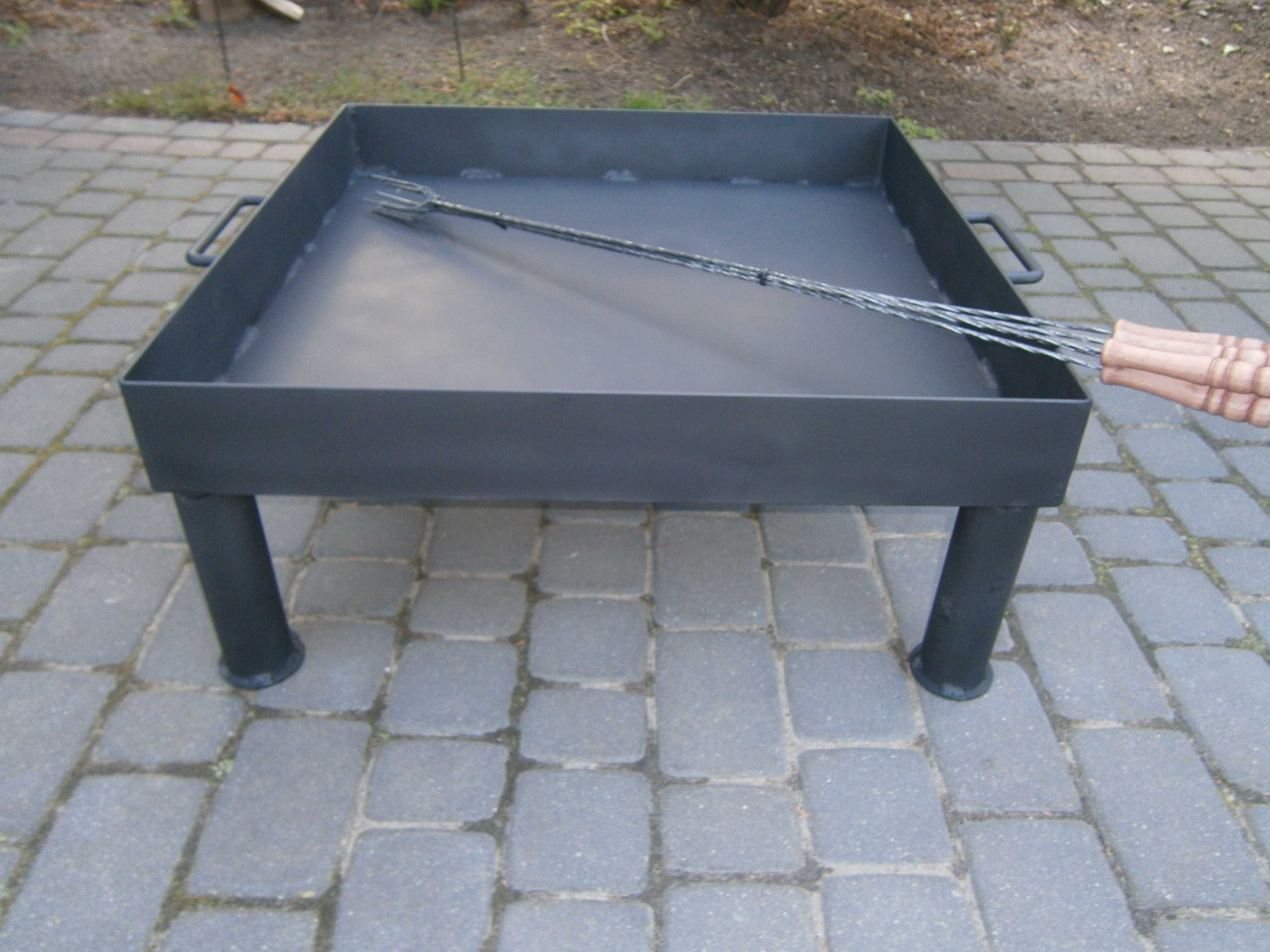 palenisko ogrodowe 70,5x70,5cm+ GRATIS kijki 5szt.