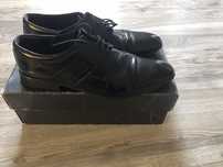 Buty do garnituru 42