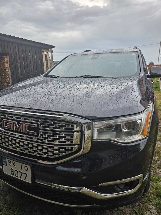 GMC Acadia Denali