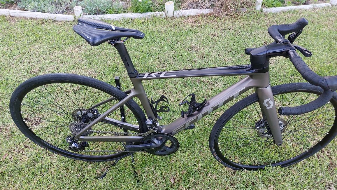 Bicicleta estrada scott addict rc 10