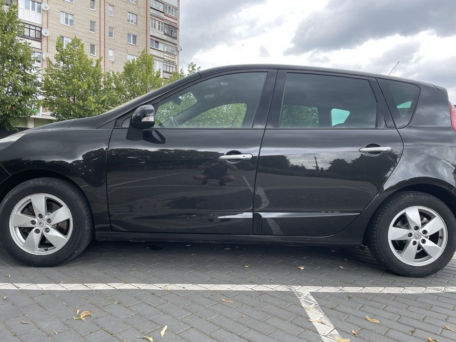 Renault Scenic III  2009 рік