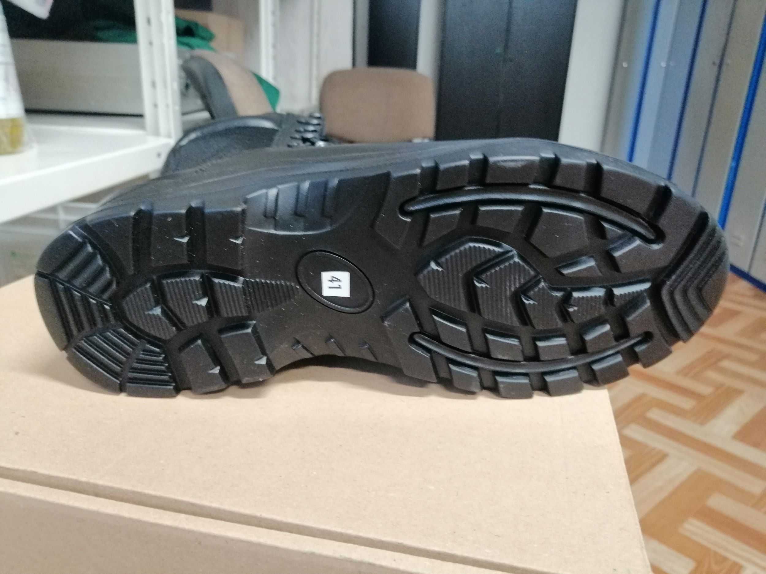 Buty trapery wysokie 41