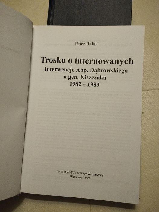 Raina troska o internowanych