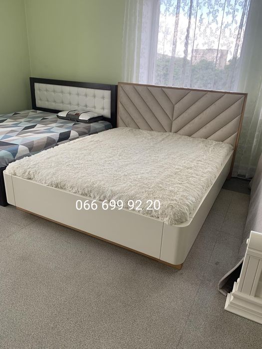 Ліжко "Стефанія" з ясена з підйомним механізмом