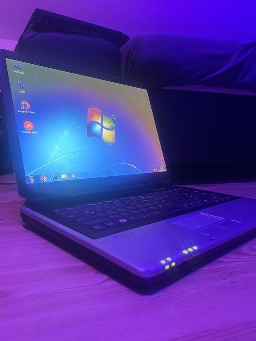 Laptop Fujitsu Siemens Amilo Pi 2515