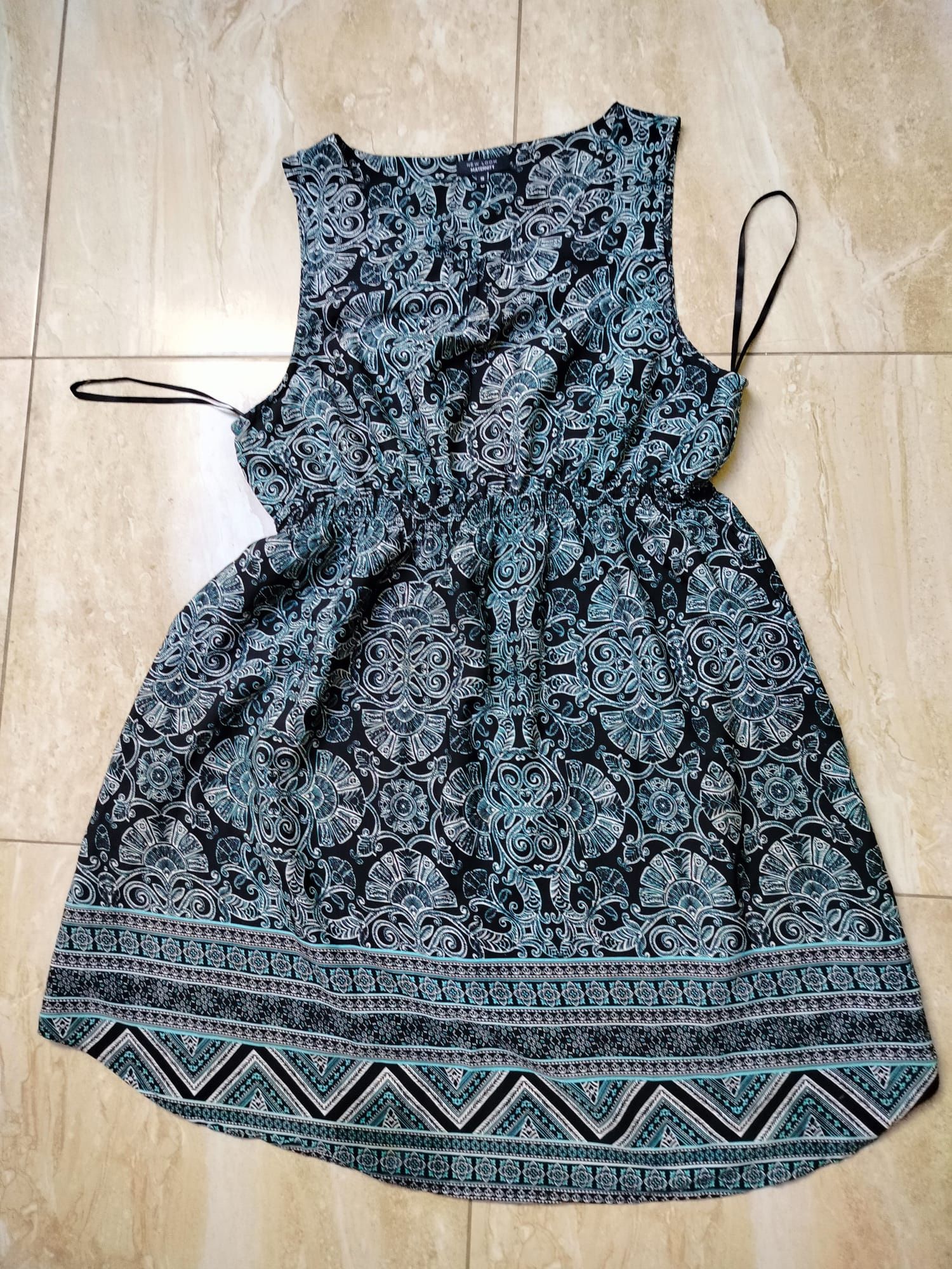 Sukienka ciążowa we wzory azteckie new look Maternity 46