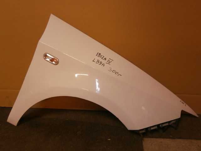 seat ibiza IV błotnik prawy biały LB9A