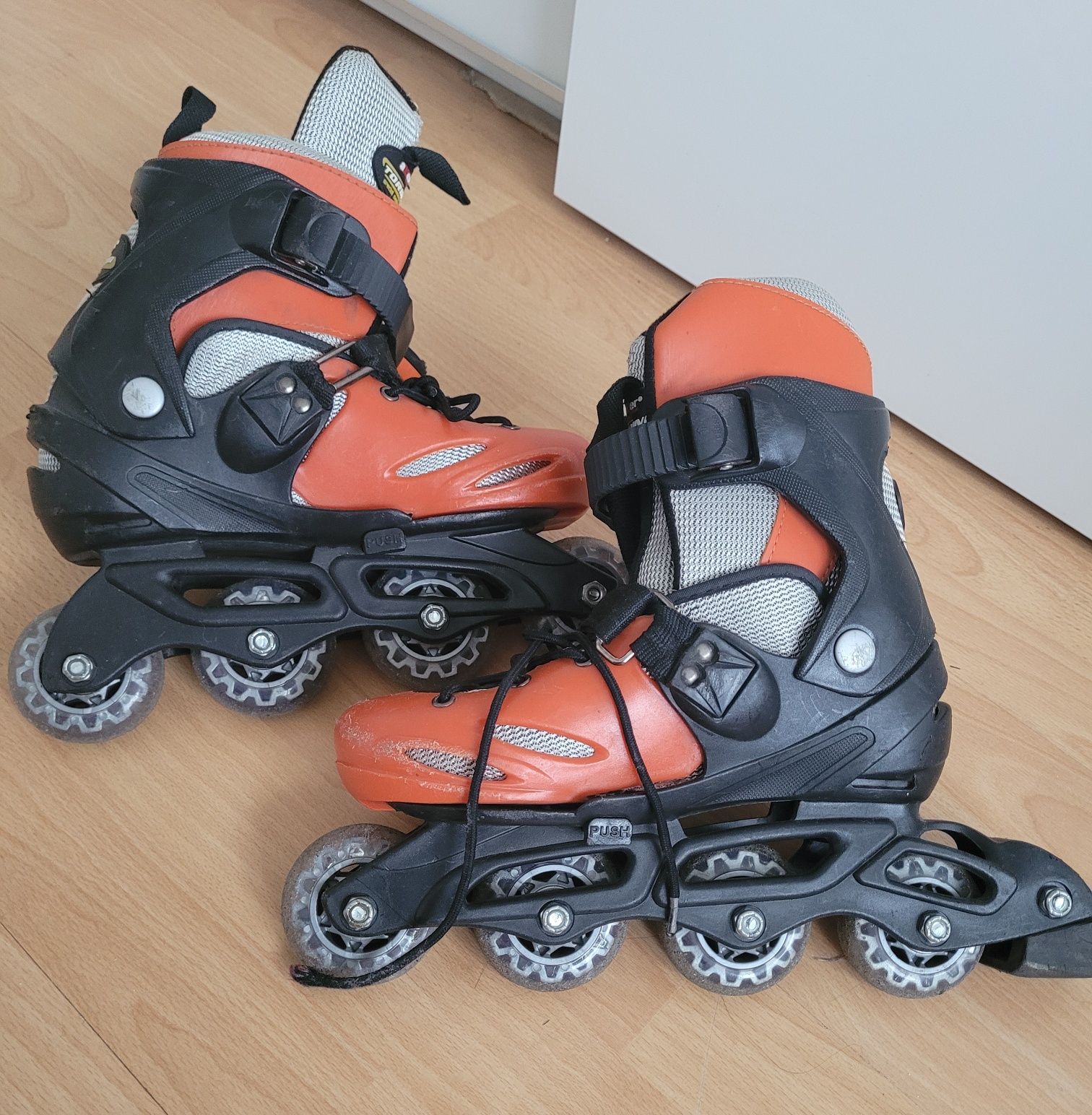 Rolki regulowane Torino Orange Axer Sport (rozmiar 32-35)