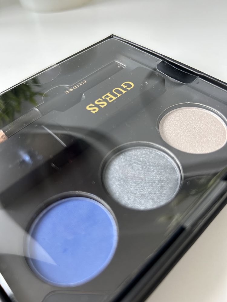 Guess Mini Kits Smokey