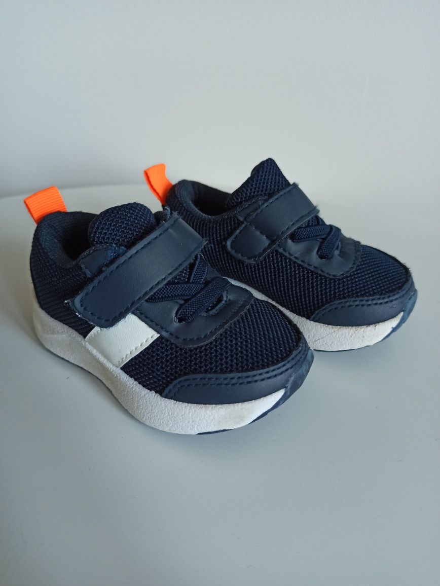 Buty sportowe sneakersy Sinsay r. 21