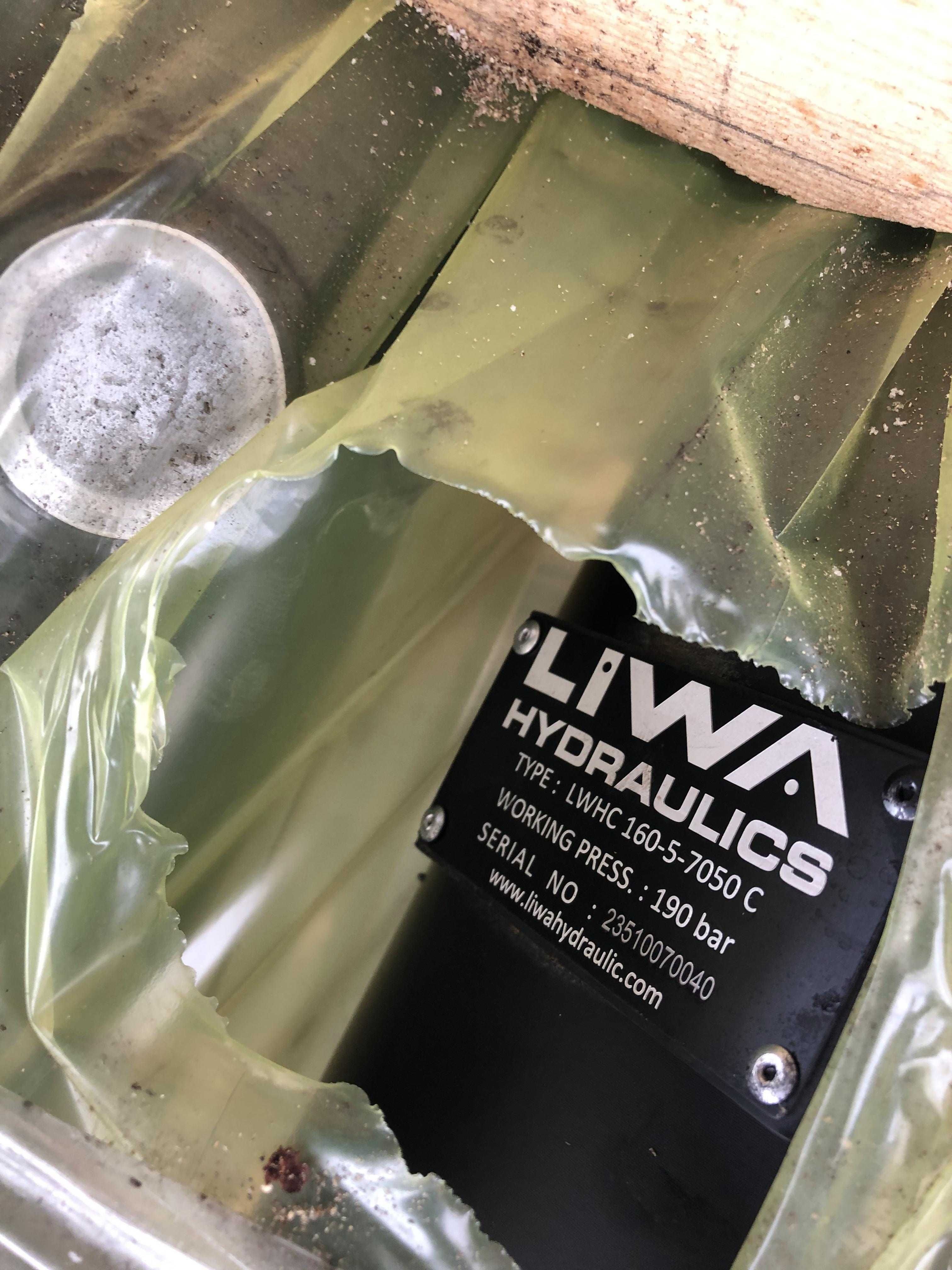 Гідроциліндр Liwa 160-5-7050 C, гідравлічний циліндр
