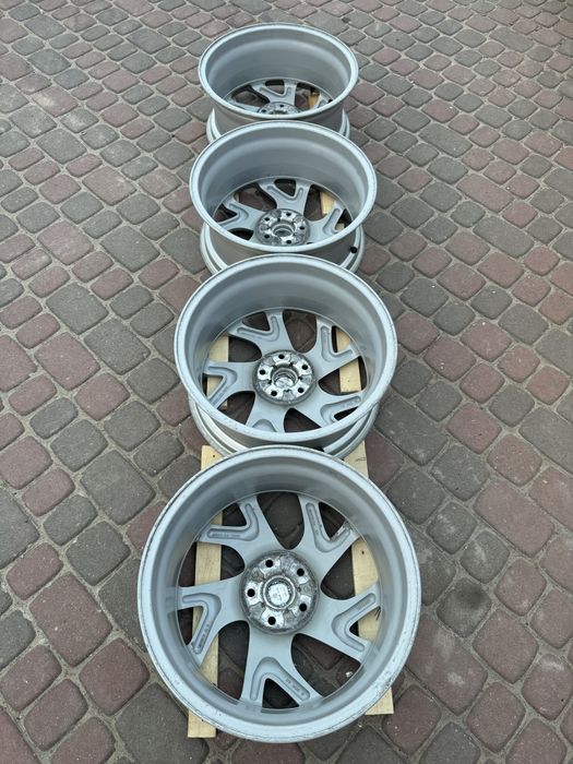 Легкосплавні диски Mazda r18