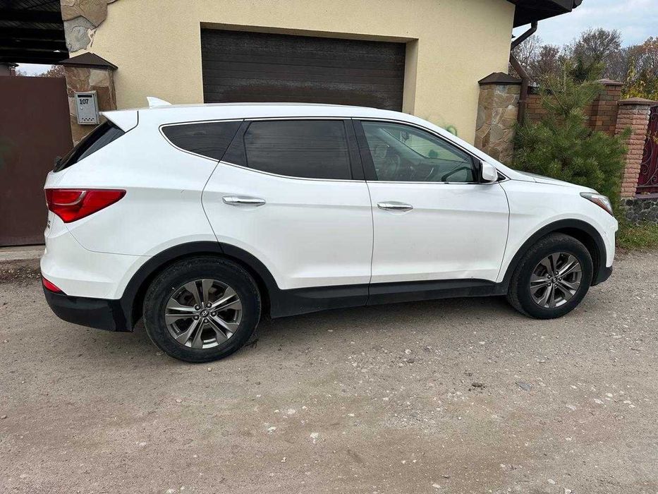 Продам Hyundai Santa FE 2014