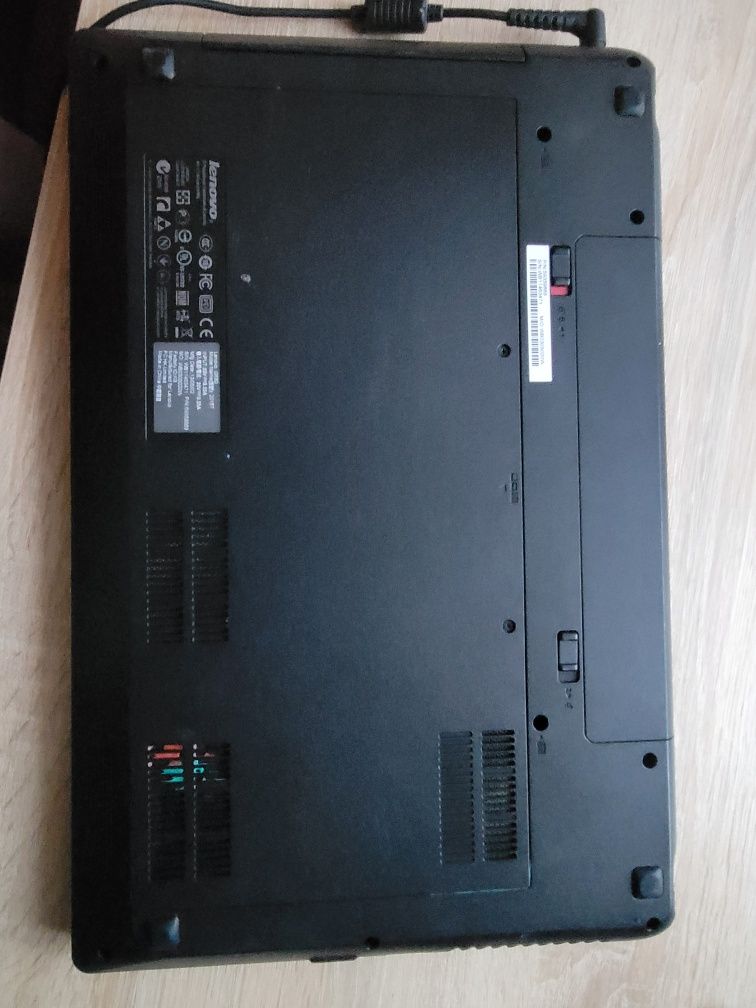 Комп'ютер Lenovo