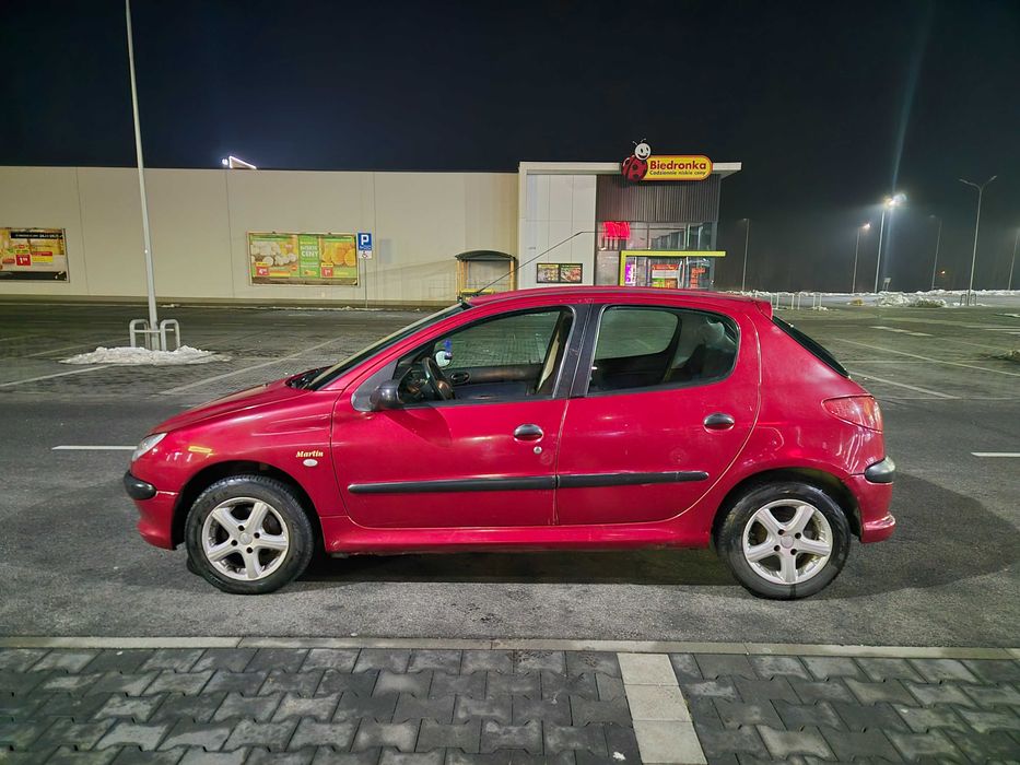 Sprzedam peugeot 206 niski przebieg, jeden wlasciciel!