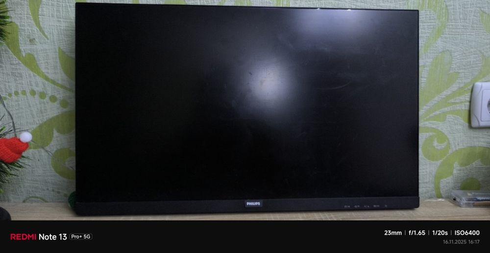 Монітор VA 60 герц (можна розігнати до 76)