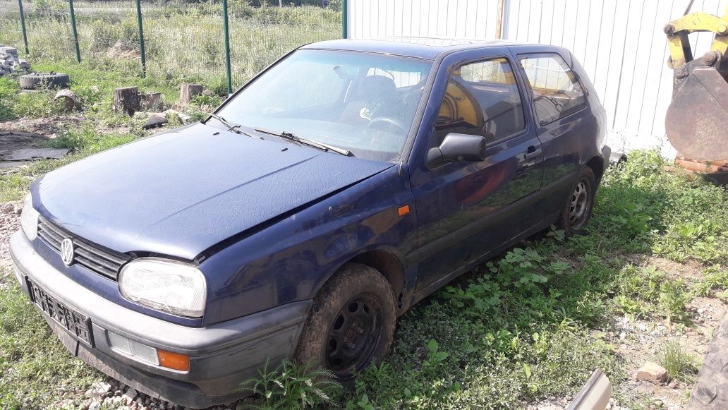 Розборка VW Golf 3