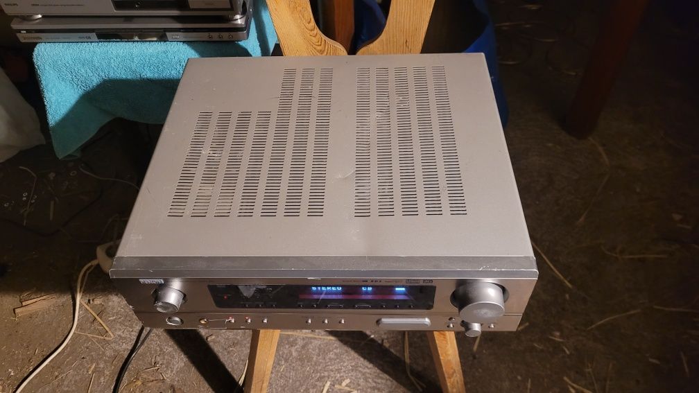 Denon AVR 1404 amplituner