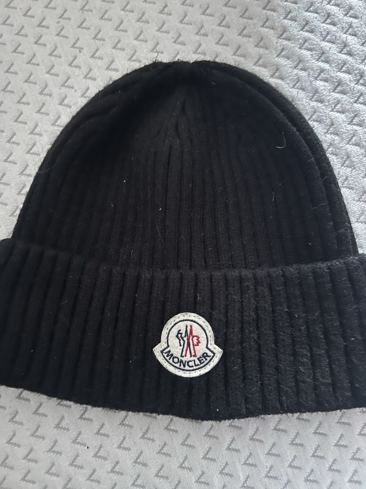 czapka moncler zimowa