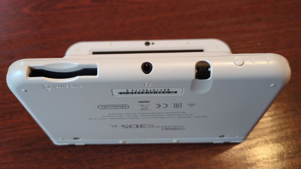 Biała konsolka Nintendo New 3DS XL mod Luma
