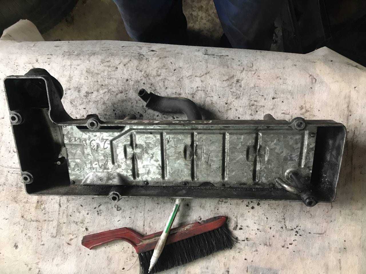 Кришка клапанна ГБЦ Mercedes-Benz Vito W638 2.3D OM601 A6010161805