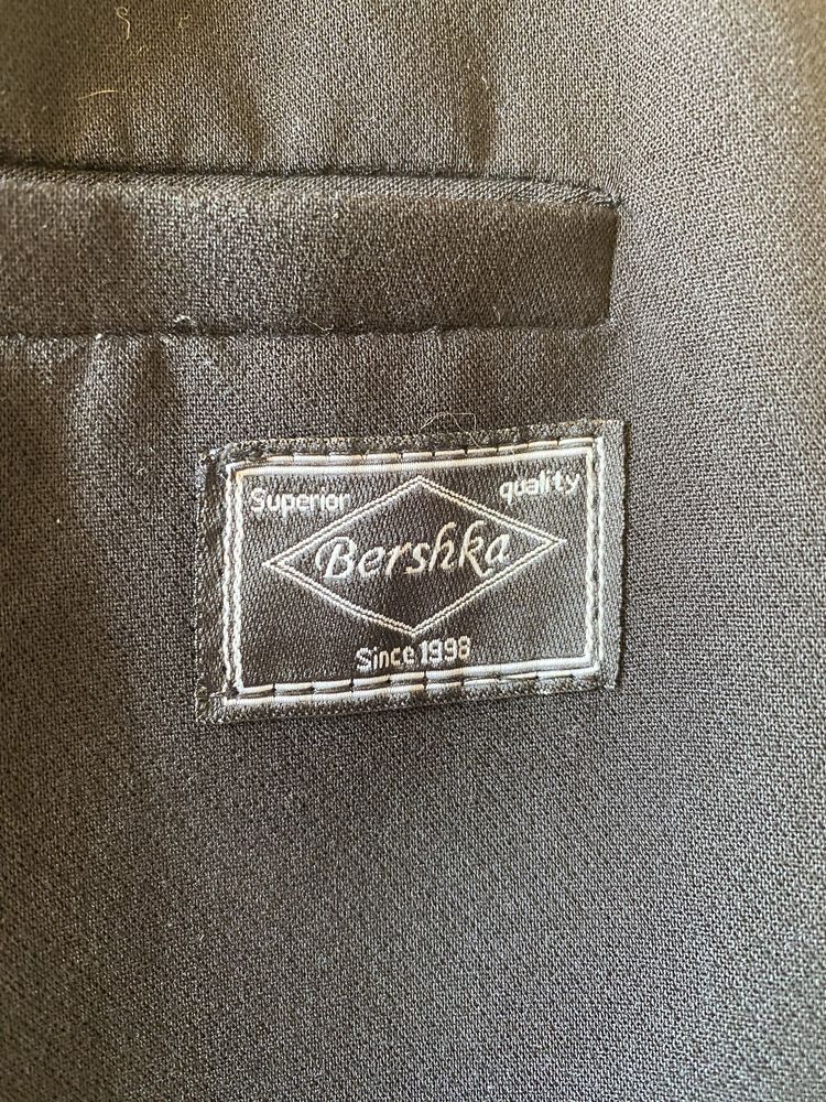 Штани Bershka 32 р