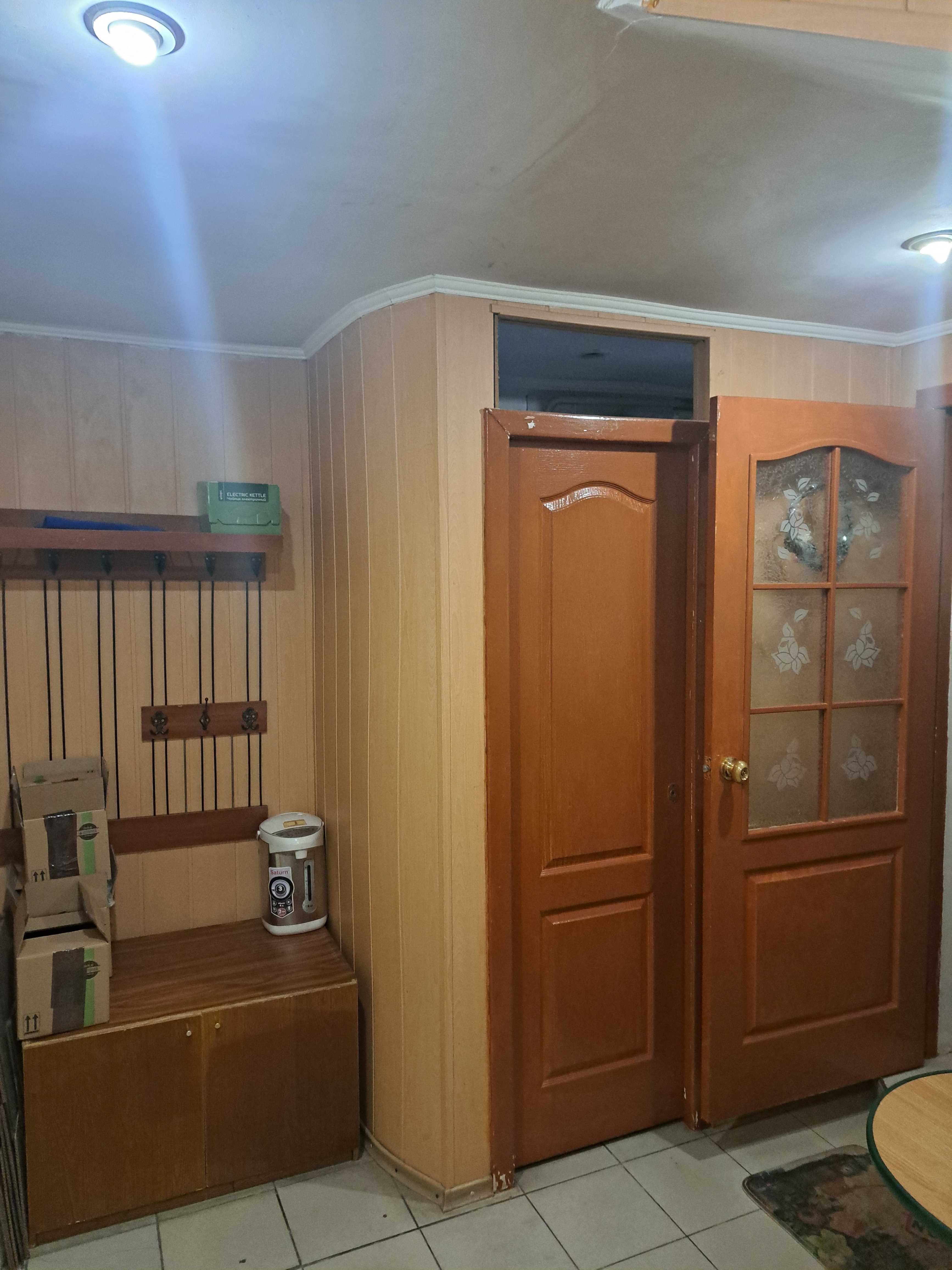 Продається фасадне приміщення в Центрі міста